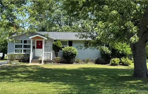 183 N Harvest St, Amherst, NY 14221
