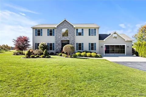 410 Northrup Rd, Elma, NY 14059