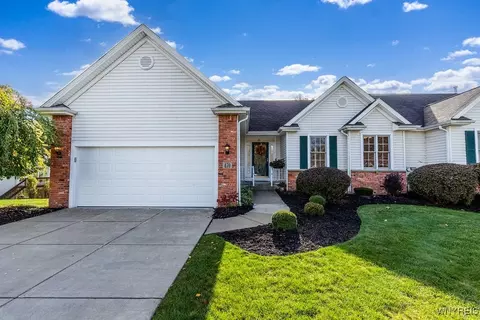 470 Whitehaven Rd, Grand Island, NY 14072