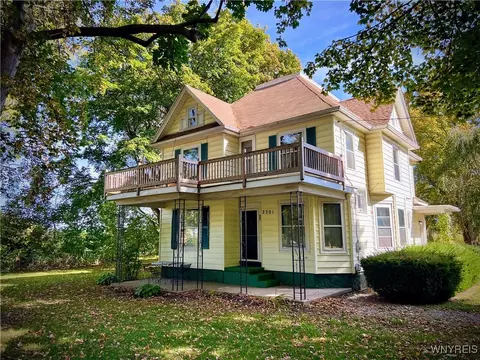 2301 Coomer Rd, Burt, NY 14028