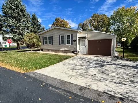 49 Marseille Ave, West Seneca, NY 14224