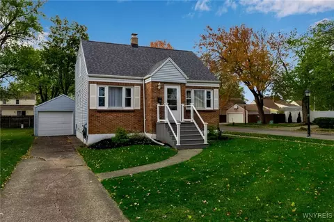 308 Lowell Rd, Buffalo, NY 14217