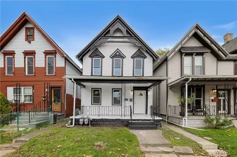 318 14th St, Buffalo, NY 14213