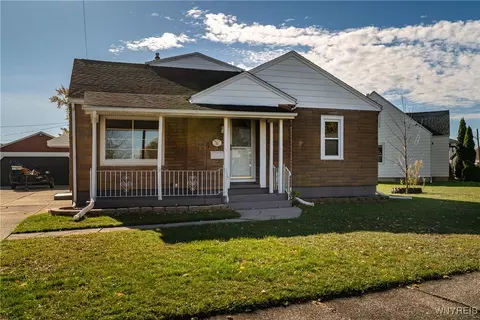 99 Grand Blvd, Cheektowaga, NY 14225