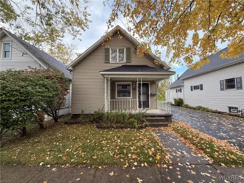 28 Glenwood Ave, Tonawanda, NY 14150