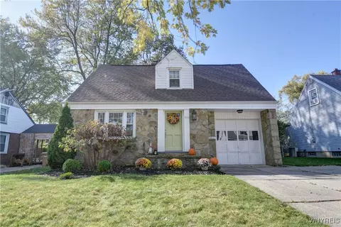 500 Walton Dr, Cheektowaga, NY 14225