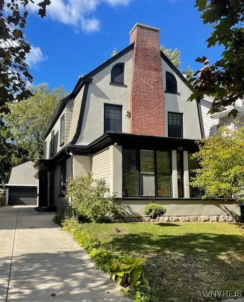20 Berkley Pl, Buffalo, NY 14209