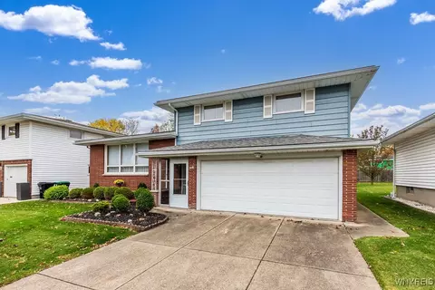 40 Maplegrove Ave, Tonawanda, NY 14150