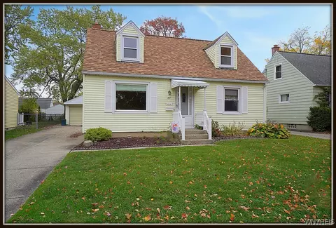 89 White Rd, Cheektowaga, NY 14225