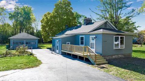 2160 Bullis Rd, Elma, NY 14059