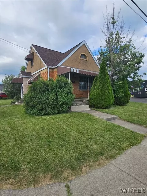 2302 William St, Cheektowaga, NY 14206