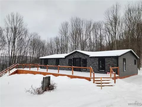 6864 Simmons Rd, Ellicottville, NY 14731
