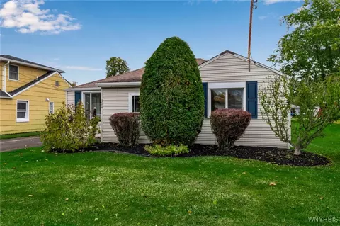 300 Aurora St, Lancaster, NY 14086
