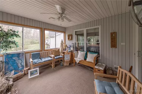 Exterior - 34 Alexander Pkwy, Pendleton, NY 14120 photo 4 of 4