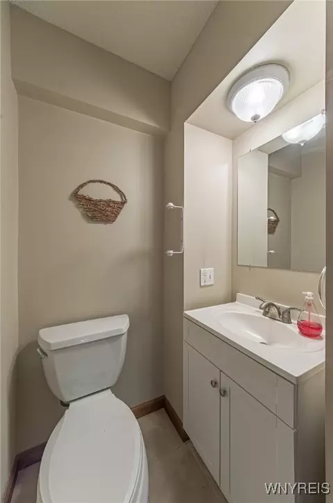 Bath - 34 Alexander Pkwy, Pendleton, NY 14120 photo 1 of 3