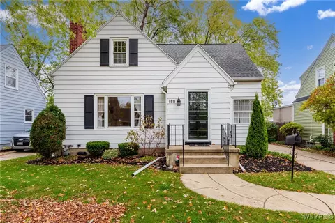 188 Northwood Dr, Buffalo, NY 14223