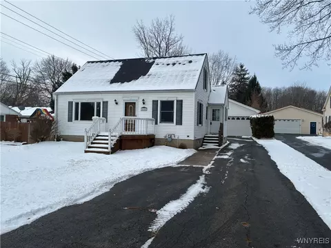 4504 Harris Hill Rd, Buffalo, NY 14221
