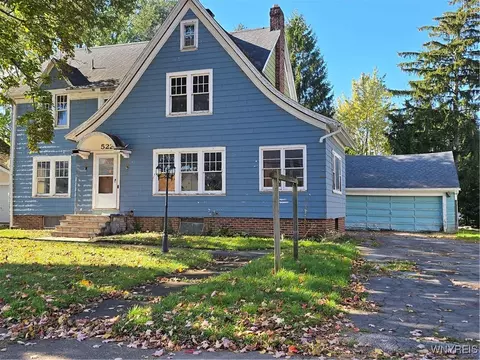 522 Beach Dr, Ridgeway, NY 14103