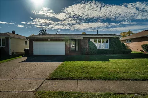 211 Glencove Rd, Buffalo, NY 14223