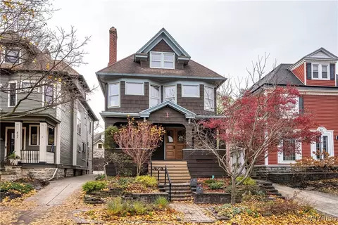 825 Auburn Ave, Buffalo, NY 14222