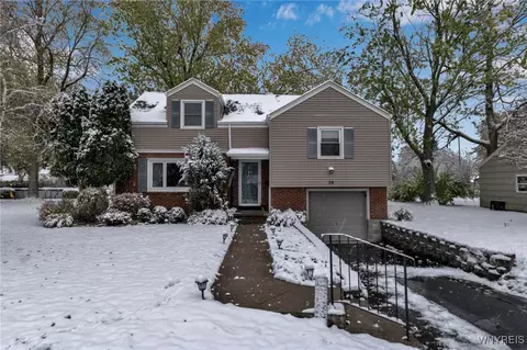 70 Melrose Rd, Amherst, NY 14221