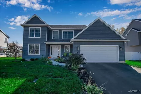 29 Gesel Ln, Amherst, NY 14221