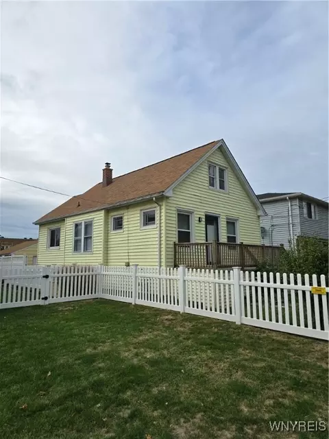 72 Dexter St, Tonawanda, NY 14150