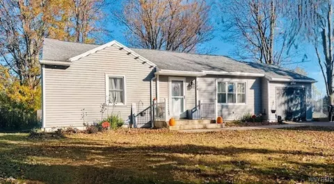 224 Westwood Rd, Lancaster, NY 14086