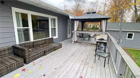 Exterior - 102 Grove St, Evans, NY 14006 photo 5 of 13