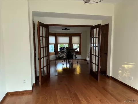 30 Eagle St, Amherst, NY 14221 photo 6