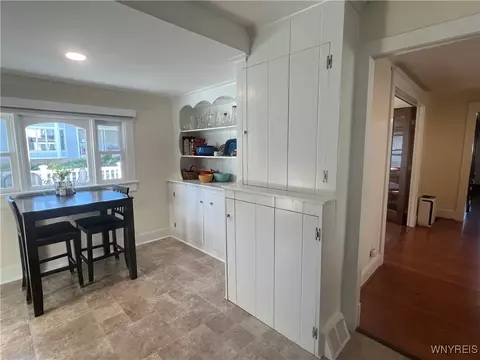 30 Eagle St, Amherst, NY 14221 photo 11
