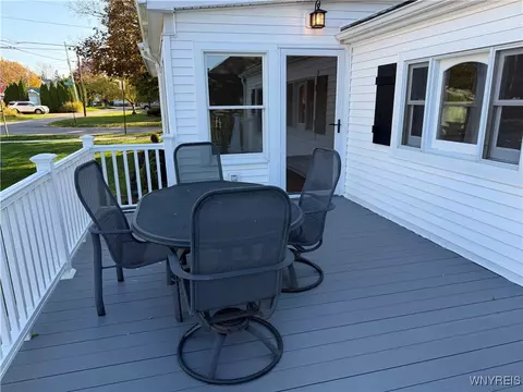 30 Eagle St, Amherst, NY 14221 photo 5