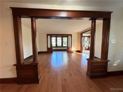 30 Eagle St, Amherst, NY 14221 photo 10