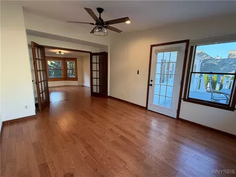30 Eagle St, Amherst, NY 14221 photo 7