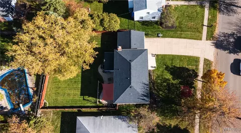 View/Area - 116 The Paddock, Amherst, NY 14221 photo 2 of 3