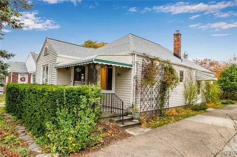 419 Washington Ave, Kenmore, NY 14217