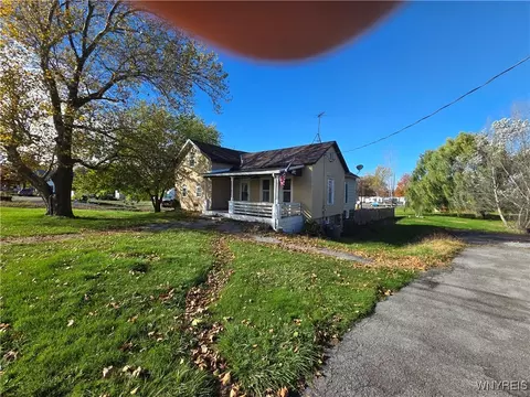 2535 Ridge Rd, Ransomville, NY 14131