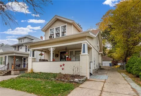 73 Springville Ave, Amherst, NY 14226