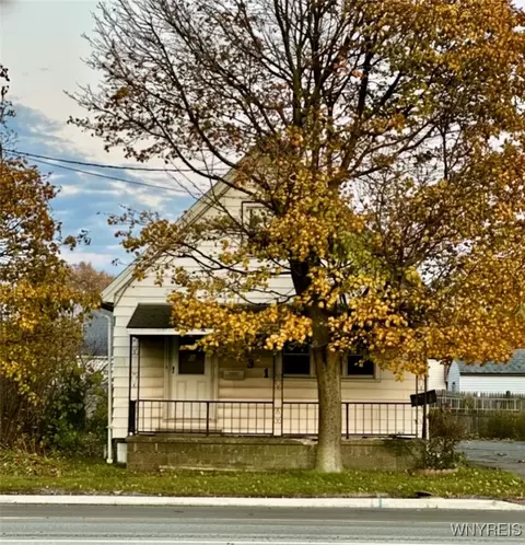 531 Harlem Rd, West Seneca, NY 14224