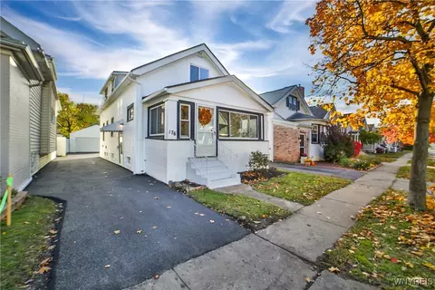 176 Lasalle Ave, Kenmore, NY 14217