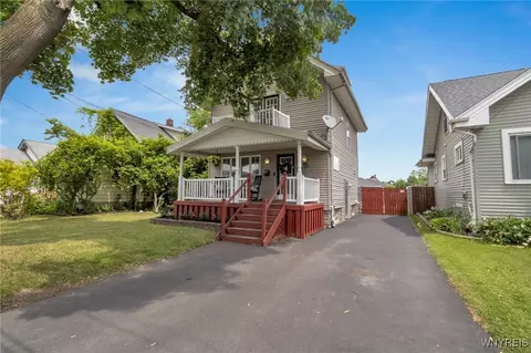 169 61st St, Niagara Falls, NY 14304
