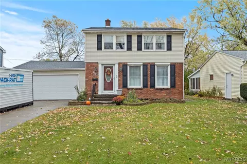 73 Tomcyn Dr, Amherst, NY 14221