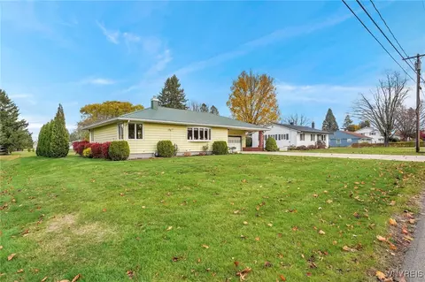 2048 Smithcrest Dr, Collins, NY 14034 photo 5