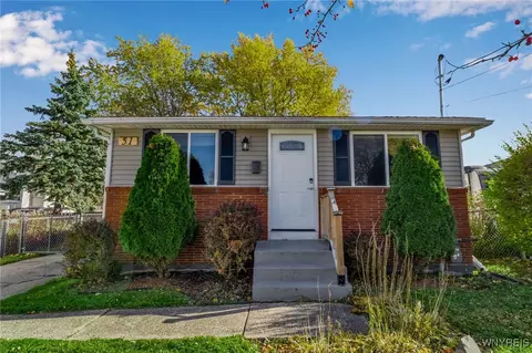 51 W 2nd St, Depew, NY 14043