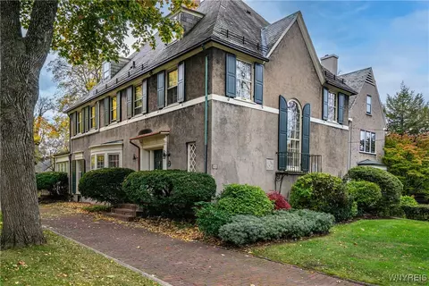 80 Cleveland Ave, Buffalo, NY 14222
