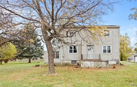 5390 Abel Rd, Hamburg, NY 14075