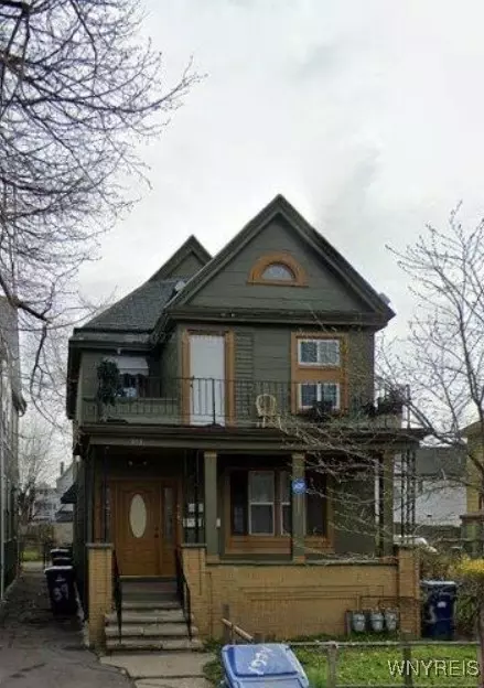 893 Columbus Pkwy, Buffalo, NY 14213