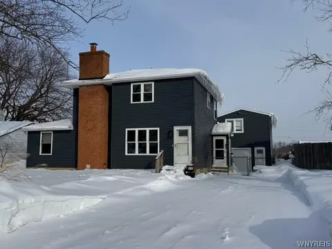 3782 Harvard St, Hamburg, NY 14075