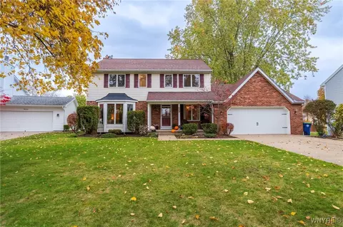 59 Deepwood Ct, Amherst, NY 14228