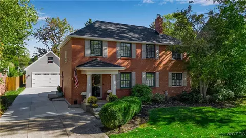 160 High Park Blvd, Amherst, NY 14226